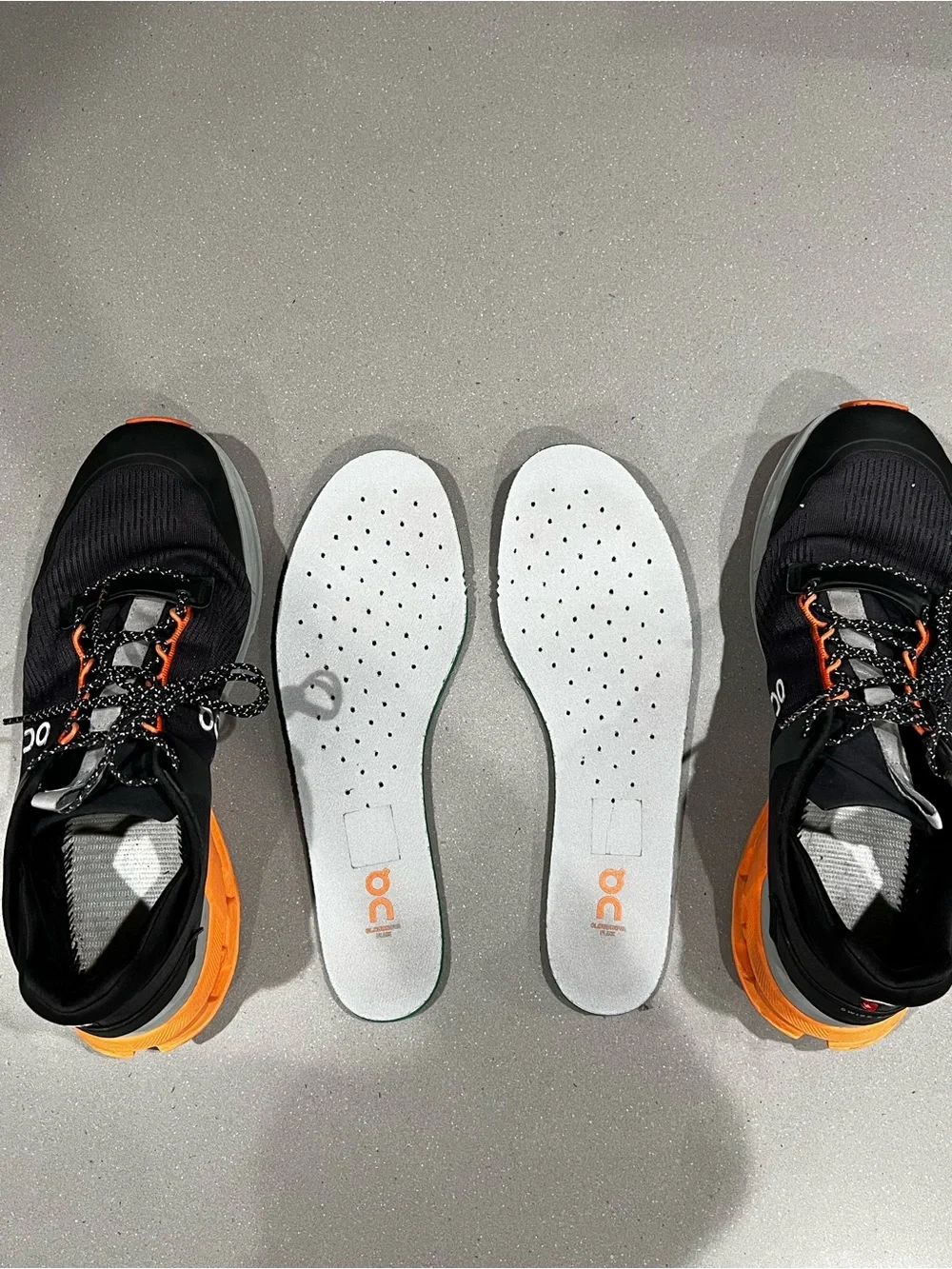 On Cloud Men's Black & Orange Running Shoes